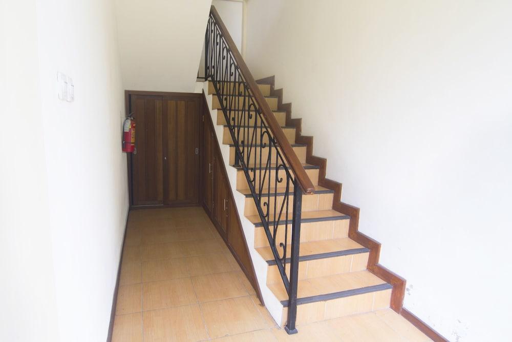 Urbanview Sasono Putro Condoongcatur By Reddoorz Kejayan Εξωτερικό φωτογραφία