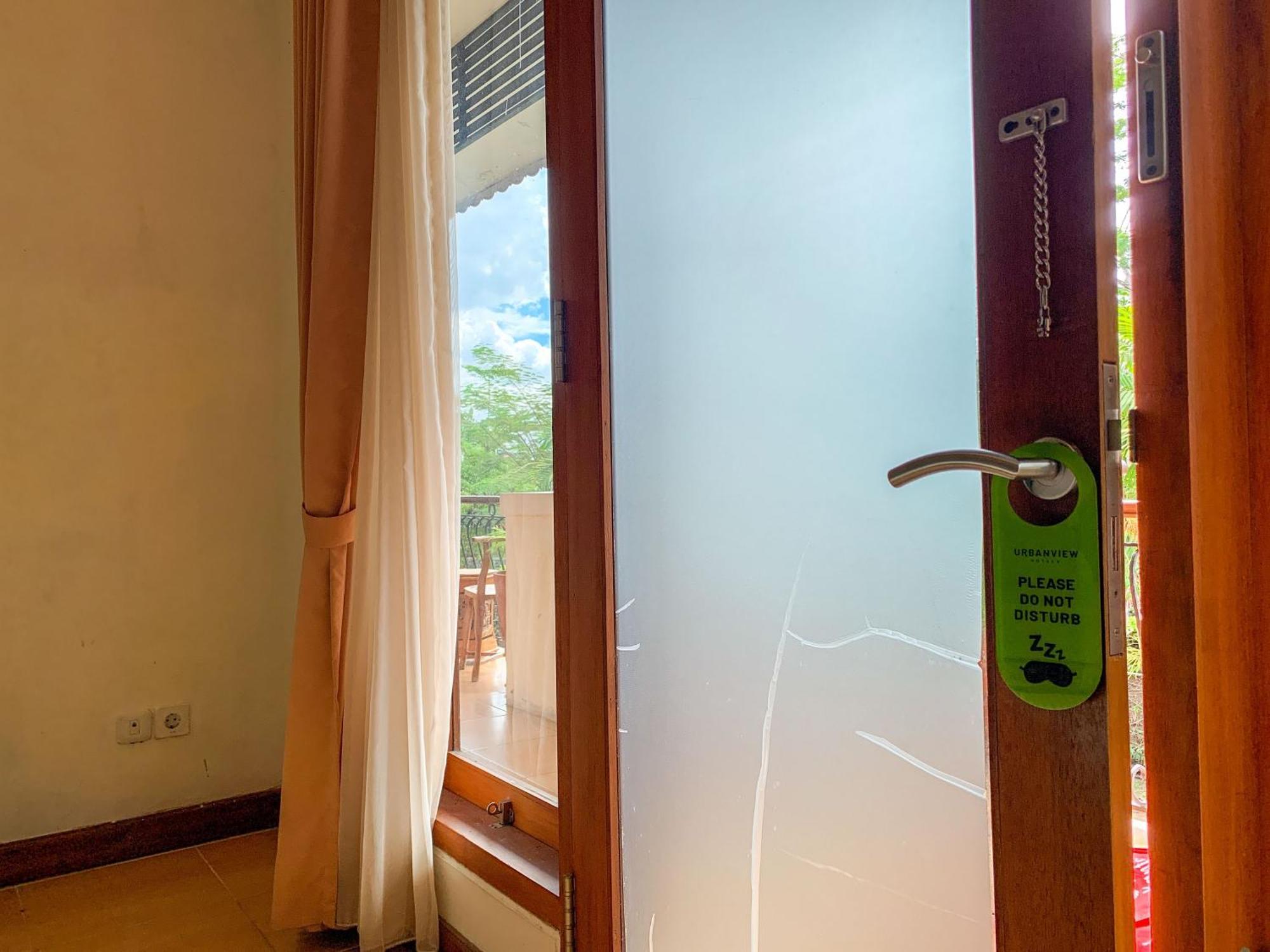 Urbanview Sasono Putro Condoongcatur By Reddoorz Kejayan Εξωτερικό φωτογραφία