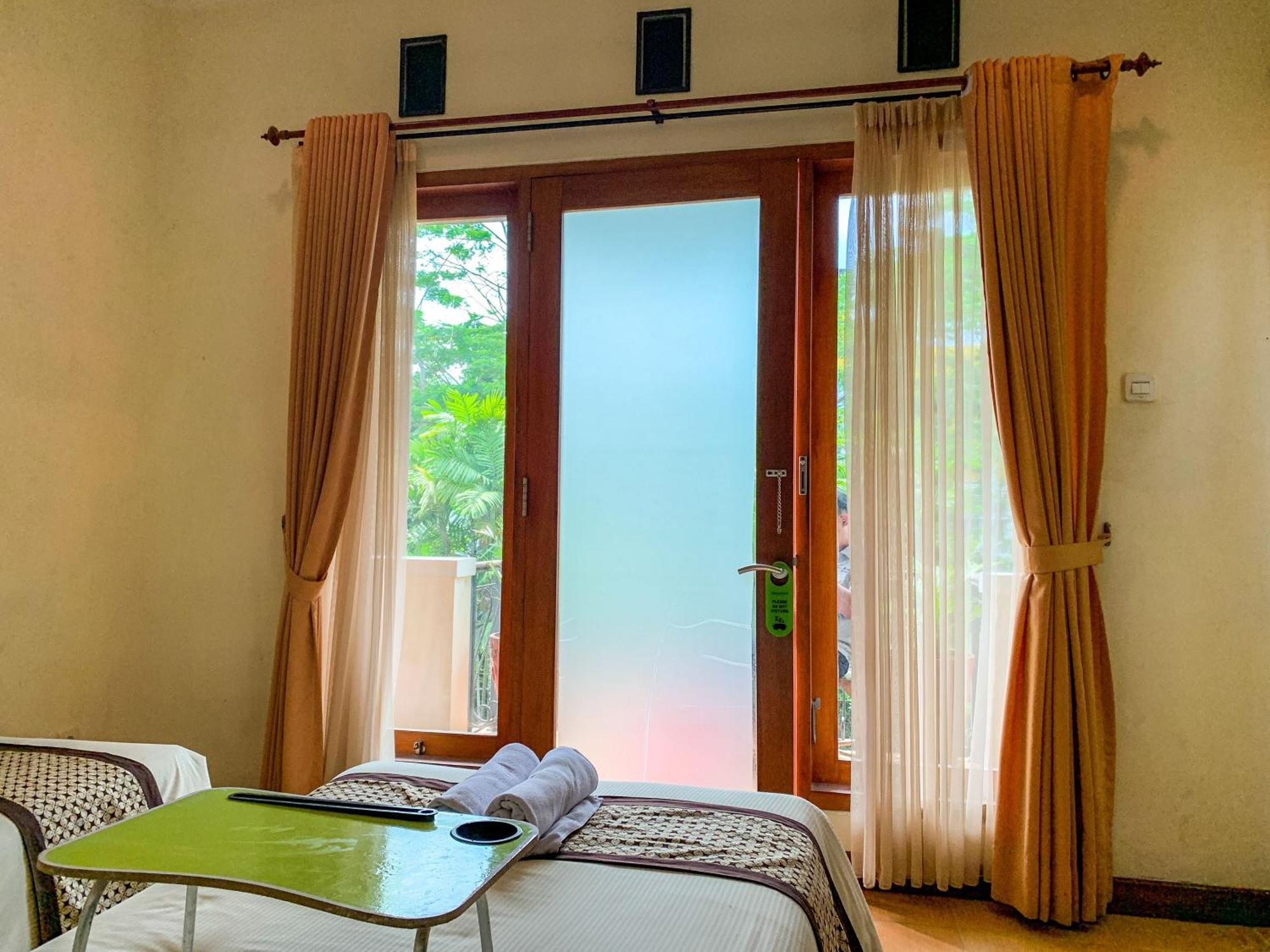 Urbanview Sasono Putro Condoongcatur By Reddoorz Kejayan Εξωτερικό φωτογραφία